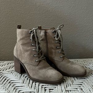 Yoo hoo! Big Winter Blowout! ❄️☃️ Lucky Brand Lace Up Boots